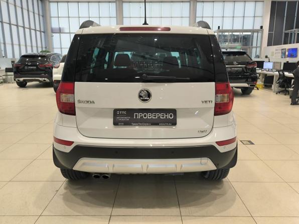 Skoda Yeti I Рестайлинг с пробегом 2017 года, цена 1 450 000 рублей, 149304 км, внедорожник, Автокод Объявления