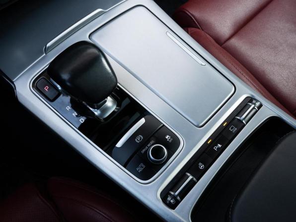 Kia Stinger I с пробегом 2018 года, цена 3 010 000 рублей, 91081 км, лифтбек, Автокод Объявления