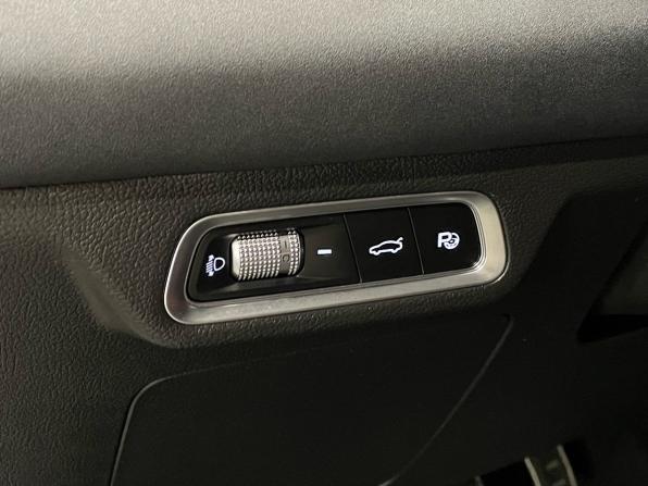 Geely Coolray I Рестайлинг с пробегом 2023 года, цена 1 999 000 рублей, 33205 км, внедорожник, Автокод Объявления