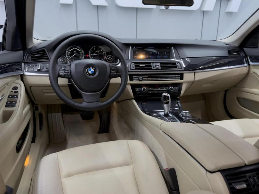 BMW 5 серии VI (F10/F11/F07) Рестайлинг Ростов-на-Дону  - изображение 6