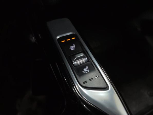 Kia Sorento IV с пробегом 2022 года, цена 4 170 000 рублей, 53162 км, внедорожник, Автокод Объявления