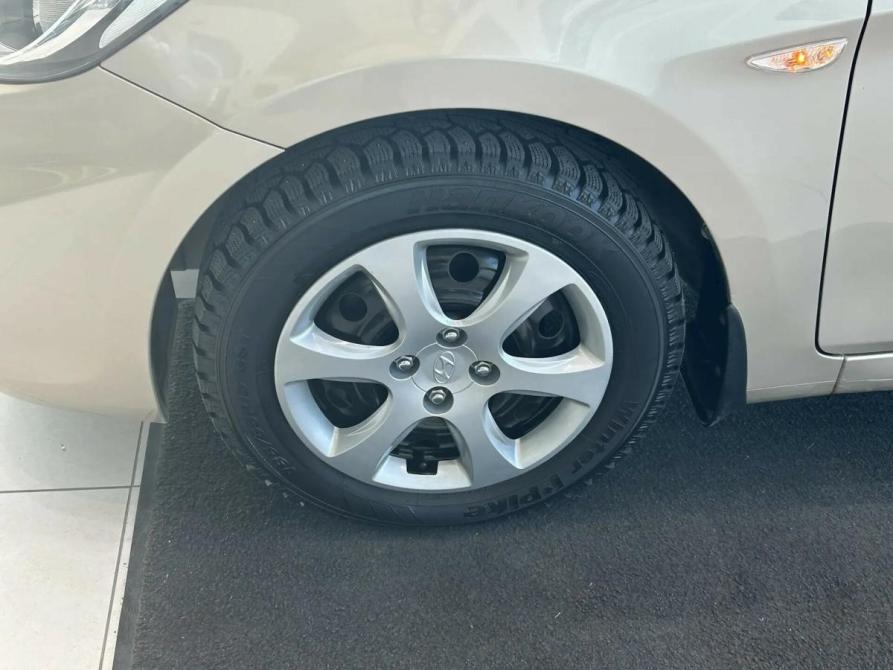Hyundai Solaris I Екатеринбург  - изображение 11