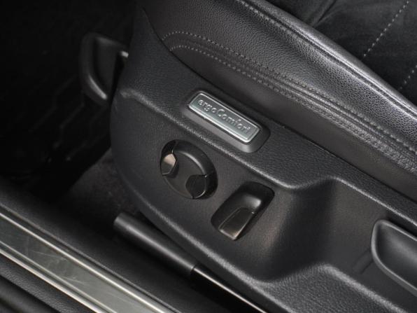 Volkswagen Passat B8 с пробегом 2019 года, цена 2 449 000 рублей, 134499 км, седан, Автокод Объявления