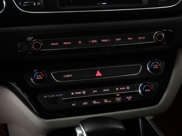 Kia Carnival III с пробегом 2019 года, цена 2 896 000 рублей, 93000 км, минивэн, Автокод Объявления
