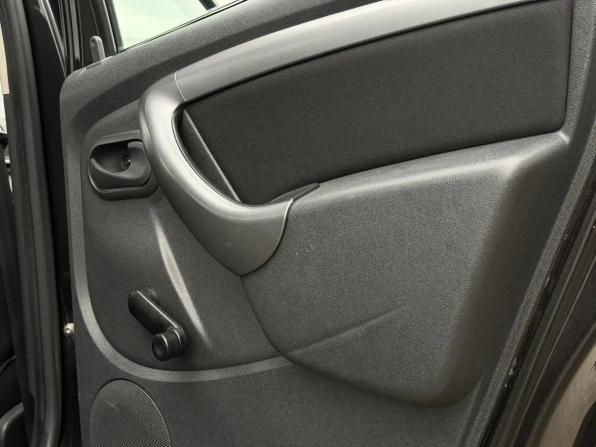 Renault Duster I с пробегом 2013 года, цена 1 038 000 рублей, 117800 км, внедорожник, Автокод Объявления