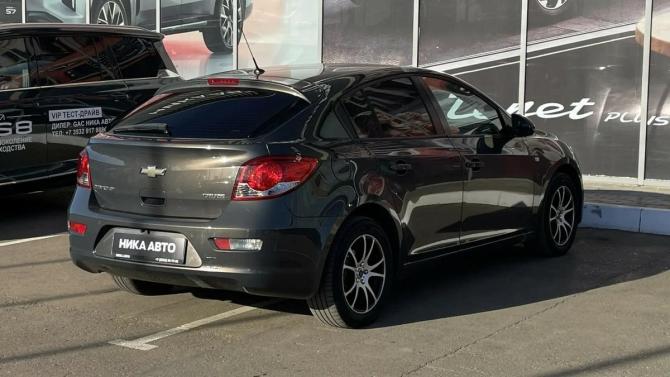 Chevrolet Cruze I Рестайлинг с пробегом 2012 года, цена 750 000 рублей, 146120 км, хэтчбек, Автокод Объявления