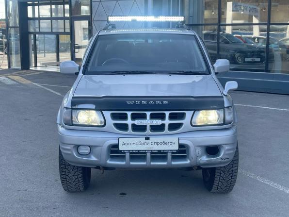 Isuzu Wizard II с пробегом 2000 года, цена 517 000 рублей, 272962 км, внедорожник, Автокод Объявления