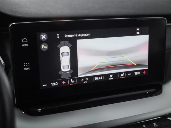Skoda Octavia IV (A8) с пробегом 2021 года, цена 2 399 000 рублей, 117155 км, лифтбек, Автокод Объявления