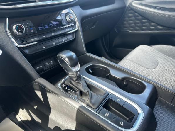 Hyundai Santa Fe IV с пробегом 2018 года, цена 2 495 000 рублей, 120416 км, внедорожник, Автокод Объявления