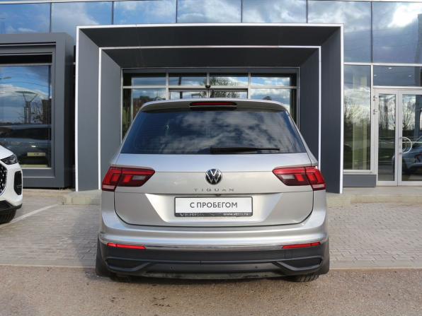 Volkswagen Tiguan II Рестайлинг с пробегом 2021 года, цена 2 660 000 рублей, 82818 км, внедорожник, Автокод Объявления