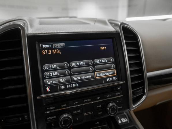 Porsche Cayenne II (958) с пробегом 2011 года, цена 1 895 000 рублей, 248920 км, внедорожник, Автокод Объявления