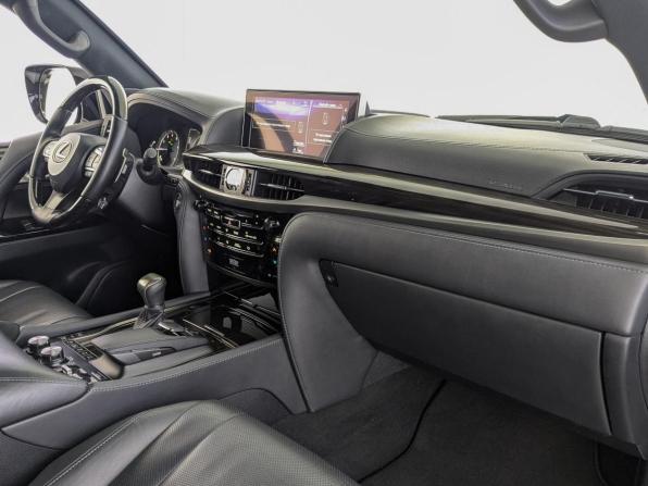 Lexus LX III Рестайлинг 2 с пробегом 2019 года, цена 9 115 000 рублей, 94649 км, внедорожник, Автокод Объявления