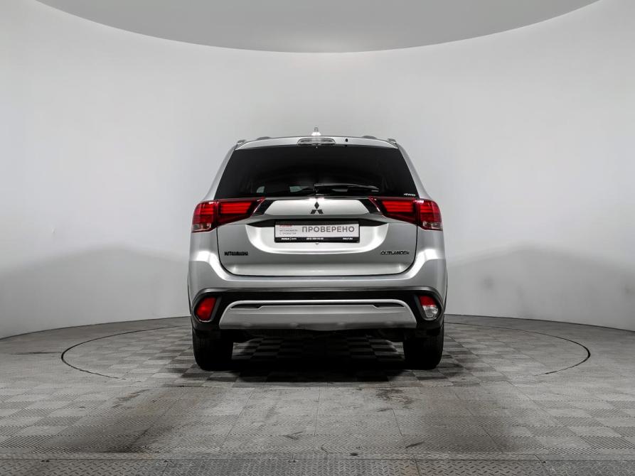Mitsubishi Outlander III Рестайлинг 3 Санкт-Петербург  - изображение 6