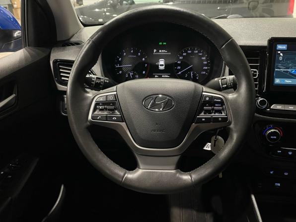 Hyundai Solaris II Рестайлинг с пробегом 2021 года, цена 1 830 000 рублей, 45257 км, седан, Автокод Объявления
