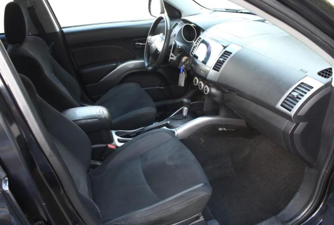 Mitsubishi Outlander II с пробегом 2008 года, цена 910 000 рублей, 249851 км, внедорожник, Автокод Объявления