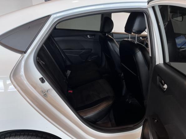 Hyundai Solaris II с пробегом 2019 года, цена 1 525 000 рублей, 114540 км, седан, Автокод Объявления