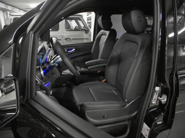 Новый Mercedes-Benz V-Класс III (W447) Рестайлинг 2 2026 года, цена 14 878 500 рублей, минивэн, Автокод Объявления