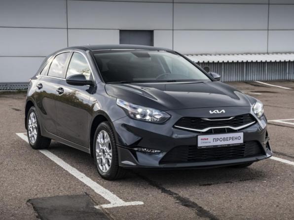 Kia Ceed III Рестайлинг с пробегом 2021 года, цена 2 449 000 рублей, 41552 км, хэтчбек, Автокод Объявления