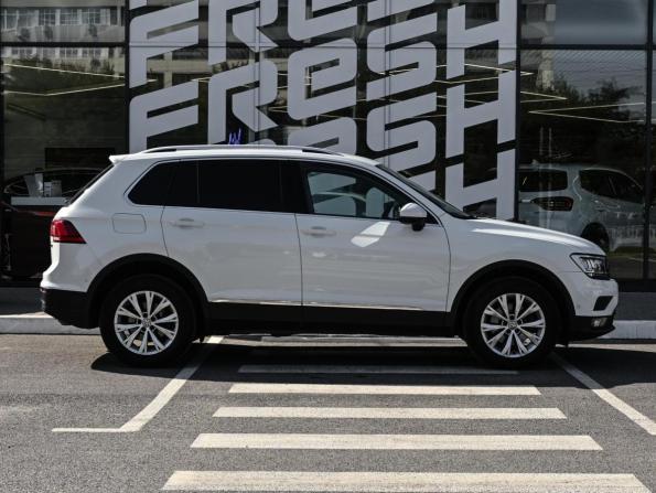 Volkswagen Tiguan II с пробегом 2018 года, цена 2 289 000 рублей, 91514 км, внедорожник, Автокод Объявления