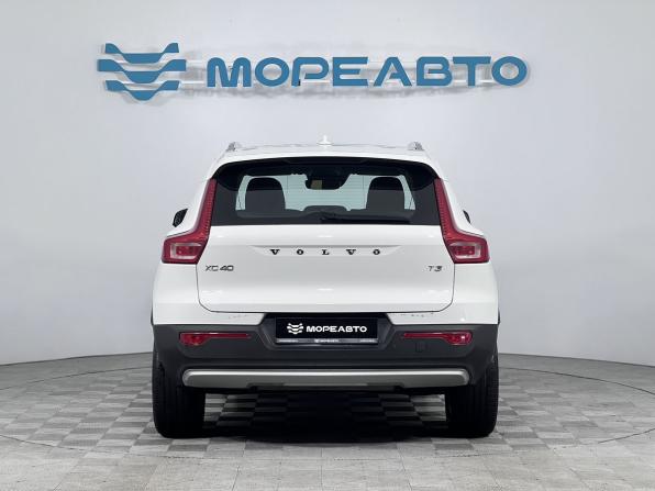 Volvo XC40 I с пробегом 2021 года, цена 2 680 000 рублей, 72163 км, внедорожник, Автокод Объявления