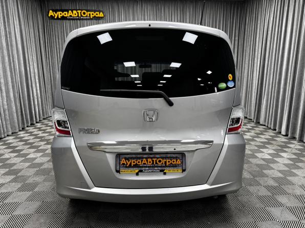 Honda Freed I Рестайлинг с пробегом 2013 года, цена 1 200 000 рублей, 114787 км, компактвэн, Автокод Объявления