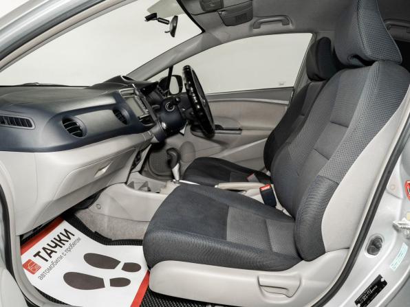 Honda Insight II с пробегом 2009 года, цена 875 000 рублей, 116933 км, хэтчбек, Автокод Объявления