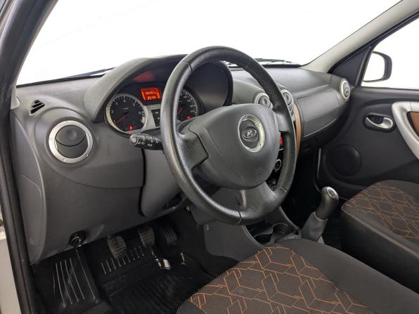 Lada (ВАЗ) Largus I с пробегом 2019 года, цена 950 000 рублей, 128002 км, универсал, Автокод Объявления