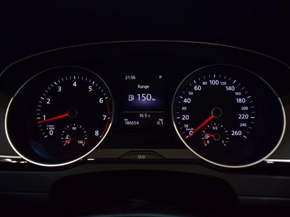 Volkswagen Passat B8 с пробегом 2015 года, цена 1 479 995 рублей, 186653 км, универсал, Автокод Объявления