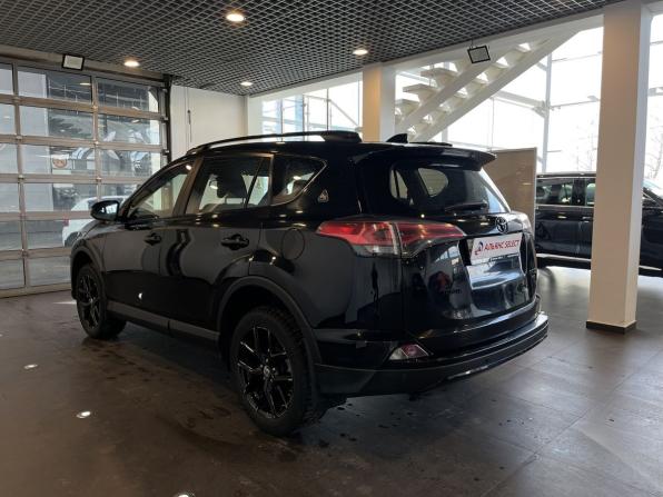 Toyota RAV4 IV (XA40) Рестайлинг с пробегом 2019 года, цена 2 794 300 рублей, 124640 км, внедорожник, Автокод Объявления