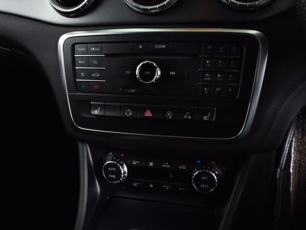 Mercedes-Benz CLA I (C117 X117) с пробегом 2015 года, цена 1 599 995 рублей, 54691 км, седан, Автокод Объявления