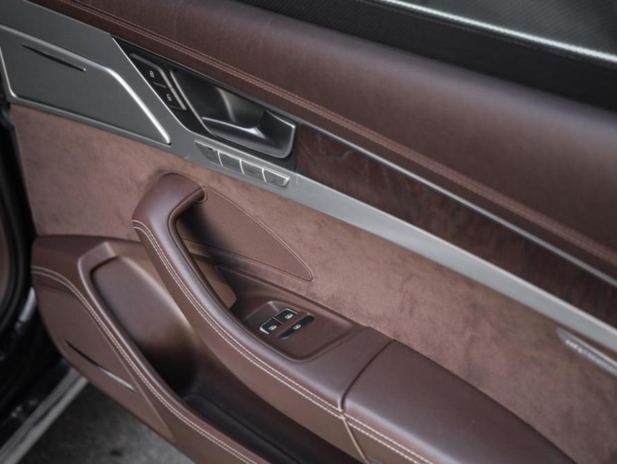 Audi A8 III (D4) Санкт-Петербург  - изображение 35