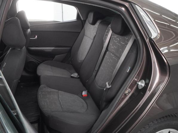 Kia Rio III Рестайлинг с пробегом 2016 года, цена 999 000 рублей, 146913 км, седан, Автокод Объявления