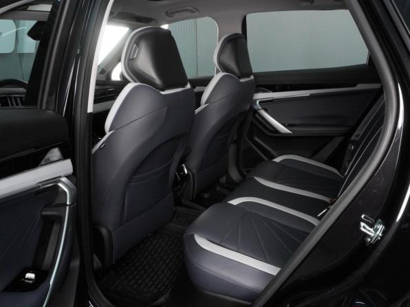 Geely Atlas II с пробегом 2024 года, цена 2 949 000 рублей, 10637 км, внедорожник, Автокод Объявления