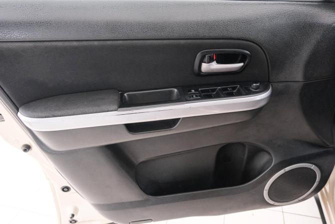 Suzuki Grand Vitara II с пробегом 2006 года, цена 799 000 рублей, 197500 км, внедорожник, Автокод Объявления