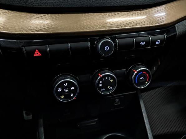 Lada (ВАЗ) Vesta I Рестайлинг (NG) с пробегом 2024 года, цена 1 295 000 рублей, 42662 км, седан, Автокод Объявления