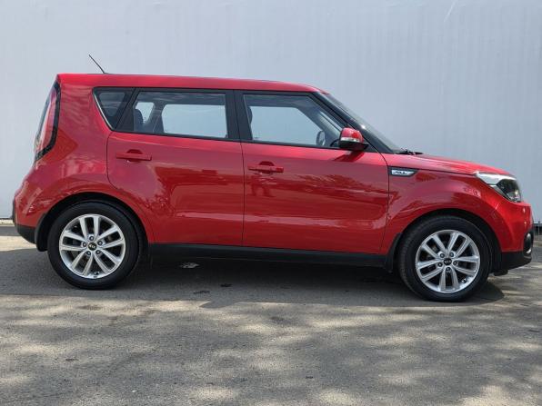 Kia Soul II Рестайлинг с пробегом 2018 года, цена 1 600 000 рублей, 122485 км, хэтчбек, Автокод Объявления