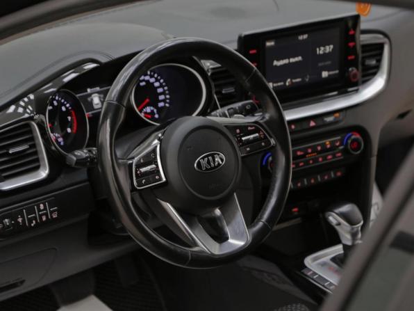 Kia Ceed III с пробегом 2021 года, цена 1 179 000 рублей, 51876 км, универсал, Автокод Объявления