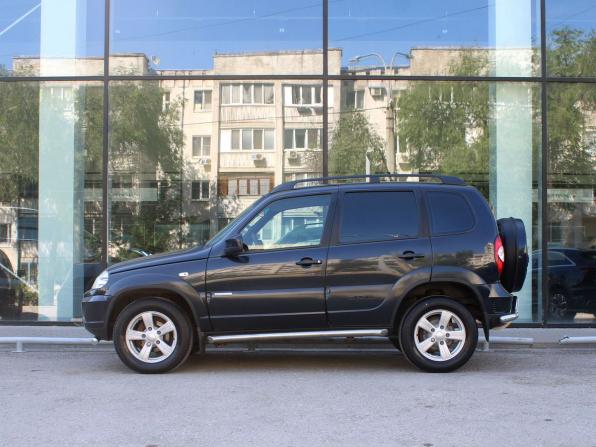Chevrolet Niva I Рестайлинг с пробегом 2013 года, цена 600 000 рублей, 100300 км, внедорожник, Автокод Объявления