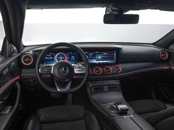 Mercedes-Benz E-Класс V (W213 S213 C238) с пробегом 2019 года, цена 2 977 077 рублей, 184111 км, седан, Автокод Объявления