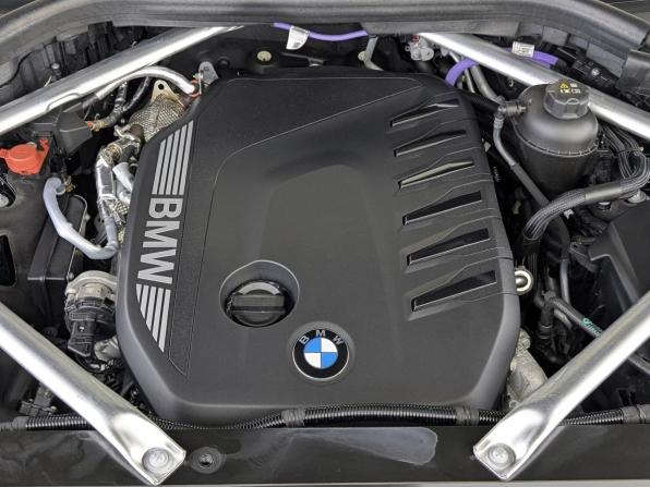 BMW X7 I (G07) Рестайлинг с пробегом 2024 года, цена 14 850 000 рублей, 5158 км, внедорожник, Автокод Объявления