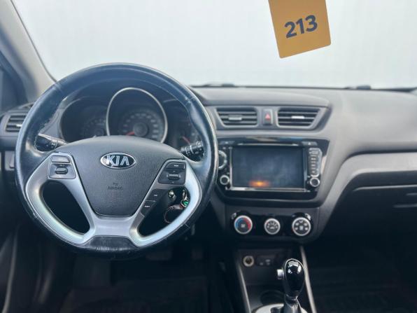 Kia Rio III Рестайлинг с пробегом 2015 года, цена 1 120 000 рублей, 135000 км, хэтчбек, Автокод Объявления