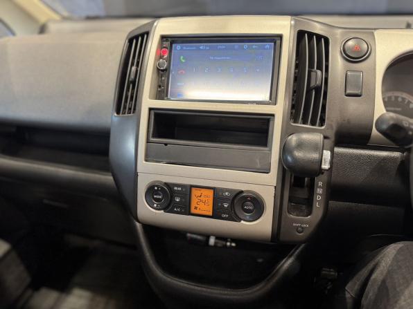 Nissan Serena III (C25) с пробегом 2006 года, цена 920 000 рублей, 350000 км, минивэн, Автокод Объявления