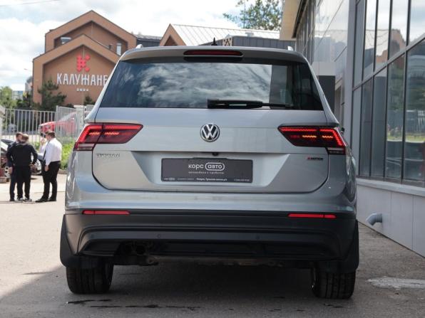 Volkswagen Tiguan II с пробегом 2018 года, цена 1 800 000 рублей, 268350 км, внедорожник, Автокод Объявления