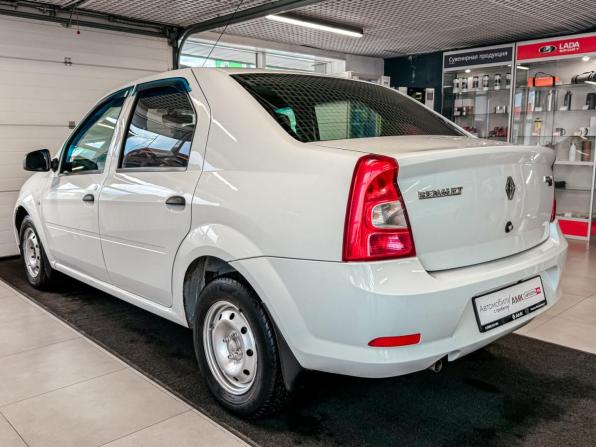 Renault Logan I Рестайлинг с пробегом 2015 года, цена 399 999 рублей, 147589 км, седан, Автокод Объявления