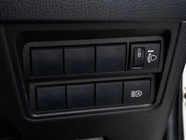 Toyota Yaris IV с пробегом 2020 года, цена 1 040 000 рублей, 130895 км, хэтчбек, Автокод Объявления