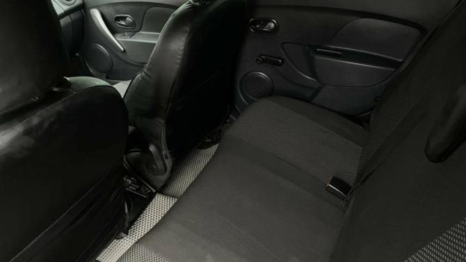 Renault Sandero II с пробегом 2017 года, цена 859 000 рублей, 198090 км, хэтчбек, Автокод Объявления