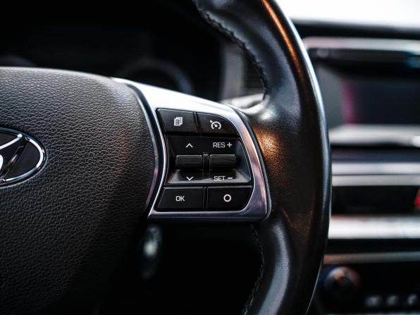 Hyundai Sonata VII (LF) Рестайлинг с пробегом 2018 года, цена 1 550 000 рублей, 76603 км, седан, Автокод Объявления