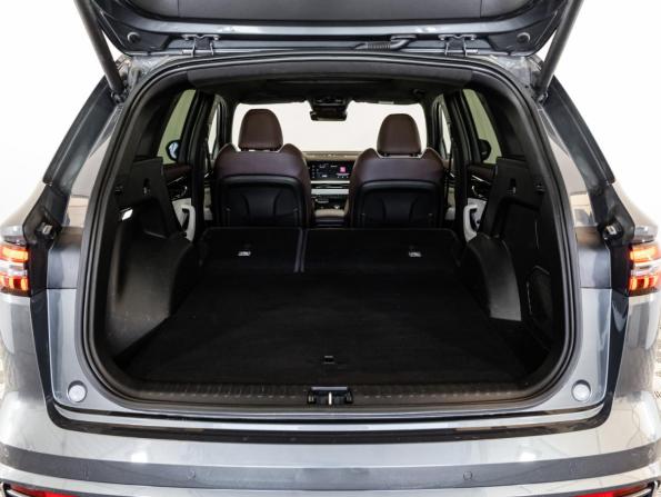Geely Monjaro I с пробегом 2023 года, цена 2 925 000 рублей, 79045 км, внедорожник, Автокод Объявления