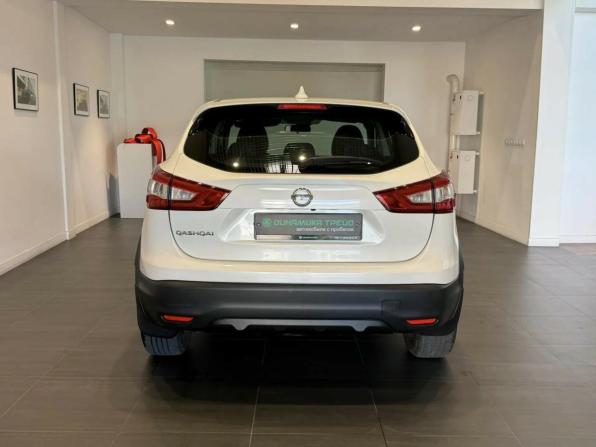 Nissan Qashqai II с пробегом 2017 года, цена 1 600 000 рублей, 110677 км, внедорожник, Автокод Объявления