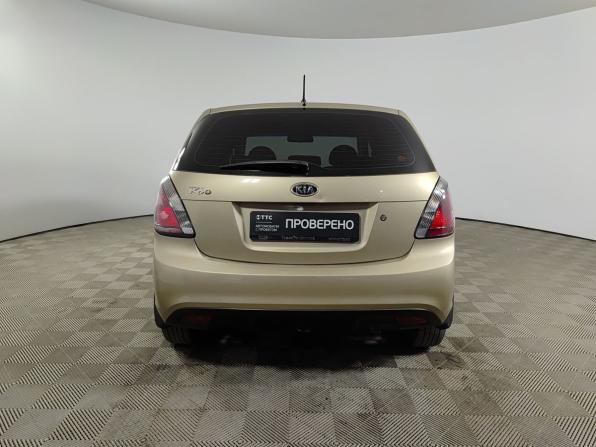 Kia Rio II Рестайлинг с пробегом 2010 года, цена 550 000 рублей, 244457 км, хэтчбек, Автокод Объявления